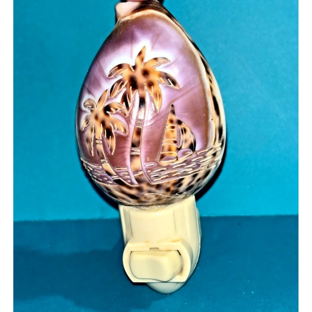 Vintage Carved Seashell Night Light Palm Tree Beach Scene 4W Plug In